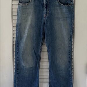 GAP Faded Blue Cropped Jeans